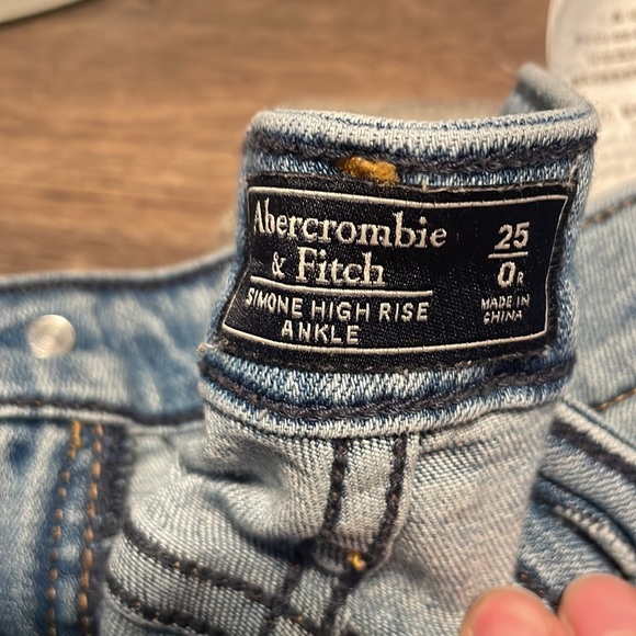 Abercrombie and fitch skinny jeans - Picture 2 of 2